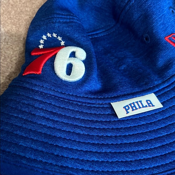 Blue New Era 76ers Bucket Hat - Picture 3 of 6